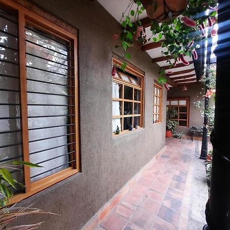 Hostal Suite Le Fabrique Cuenca Bagian luar foto