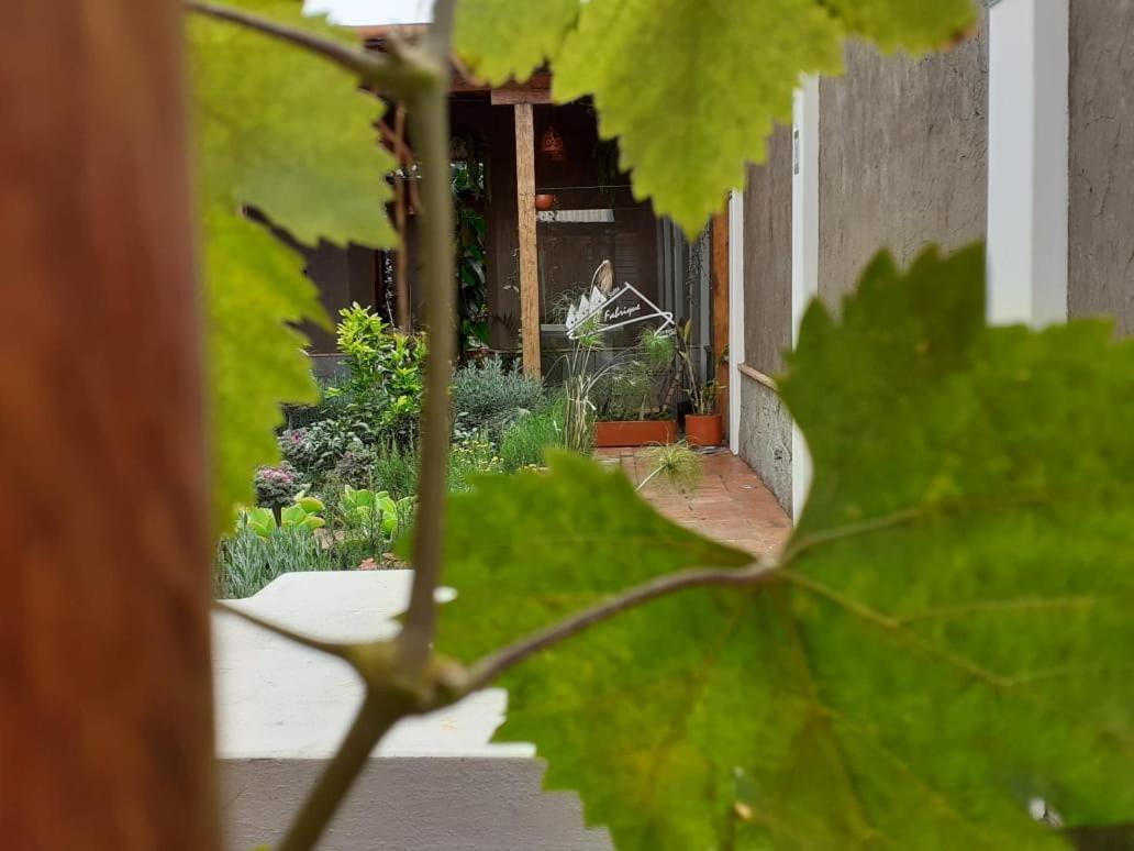 Hostal Suite Le Fabrique Cuenca Bagian luar foto