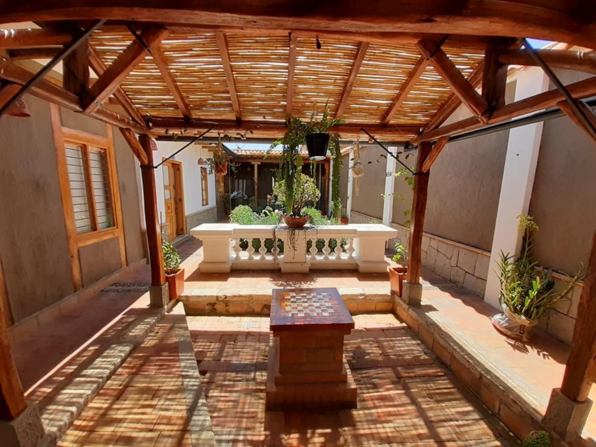 Hostal Suite Le Fabrique Cuenca Bagian luar foto