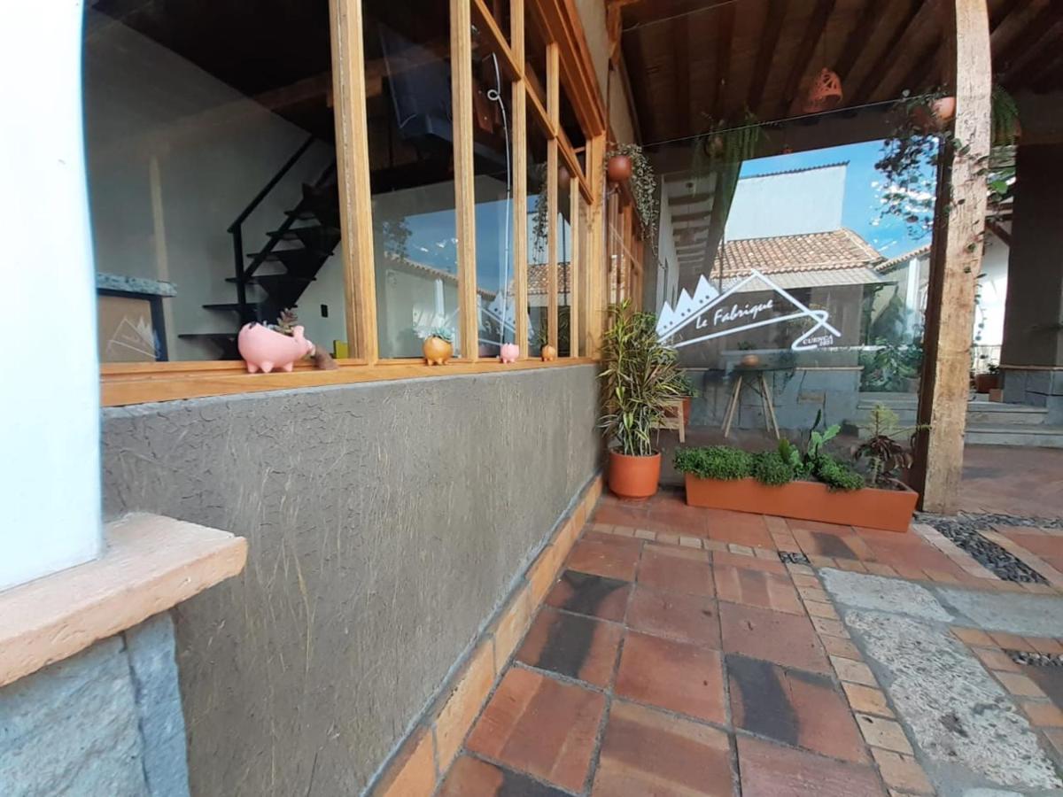 Hostal Suite Le Fabrique Cuenca Bagian luar foto
