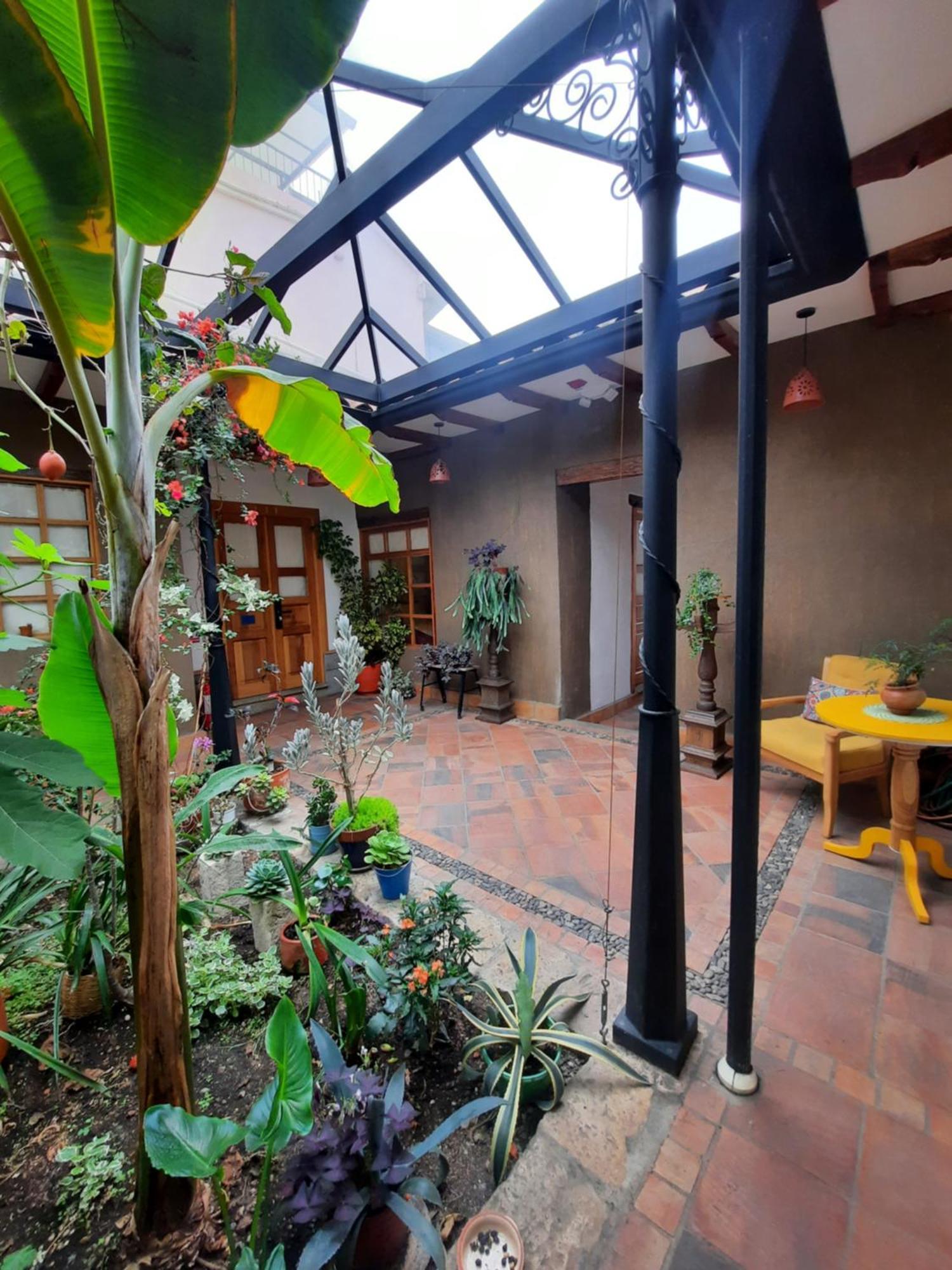 Hostal Suite Le Fabrique Cuenca Bagian luar foto