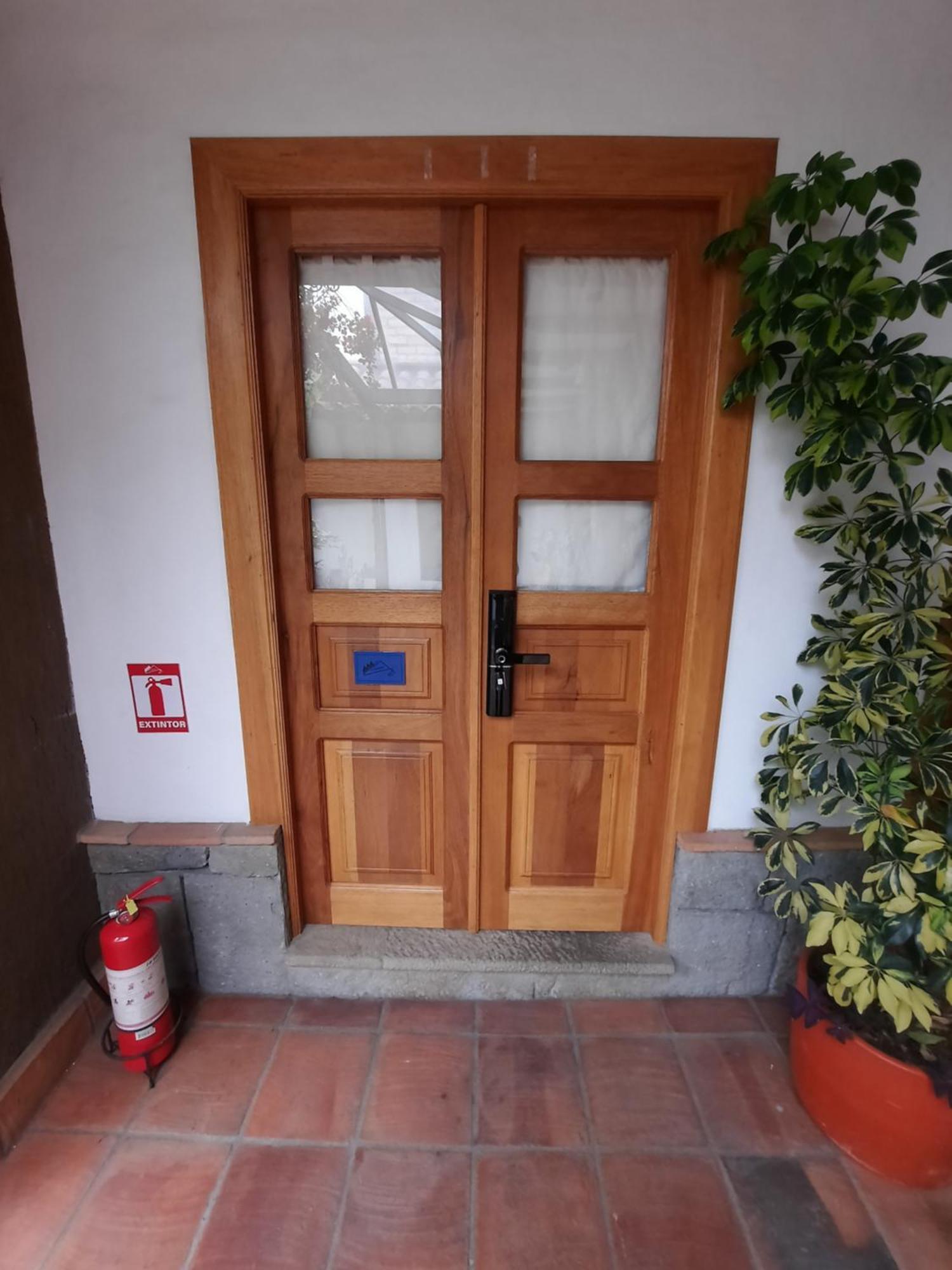 Hostal Suite Le Fabrique Cuenca Bagian luar foto