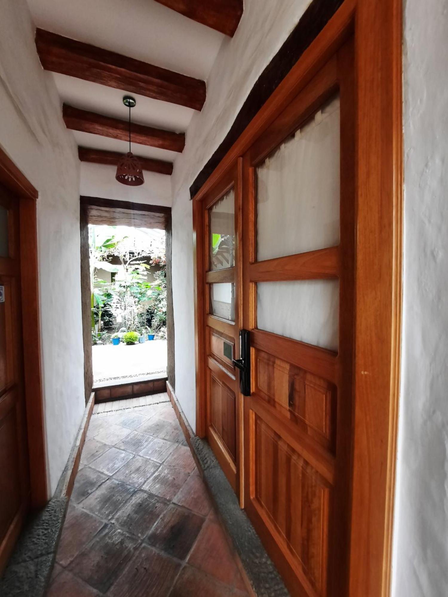 Hostal Suite Le Fabrique Cuenca Bagian luar foto