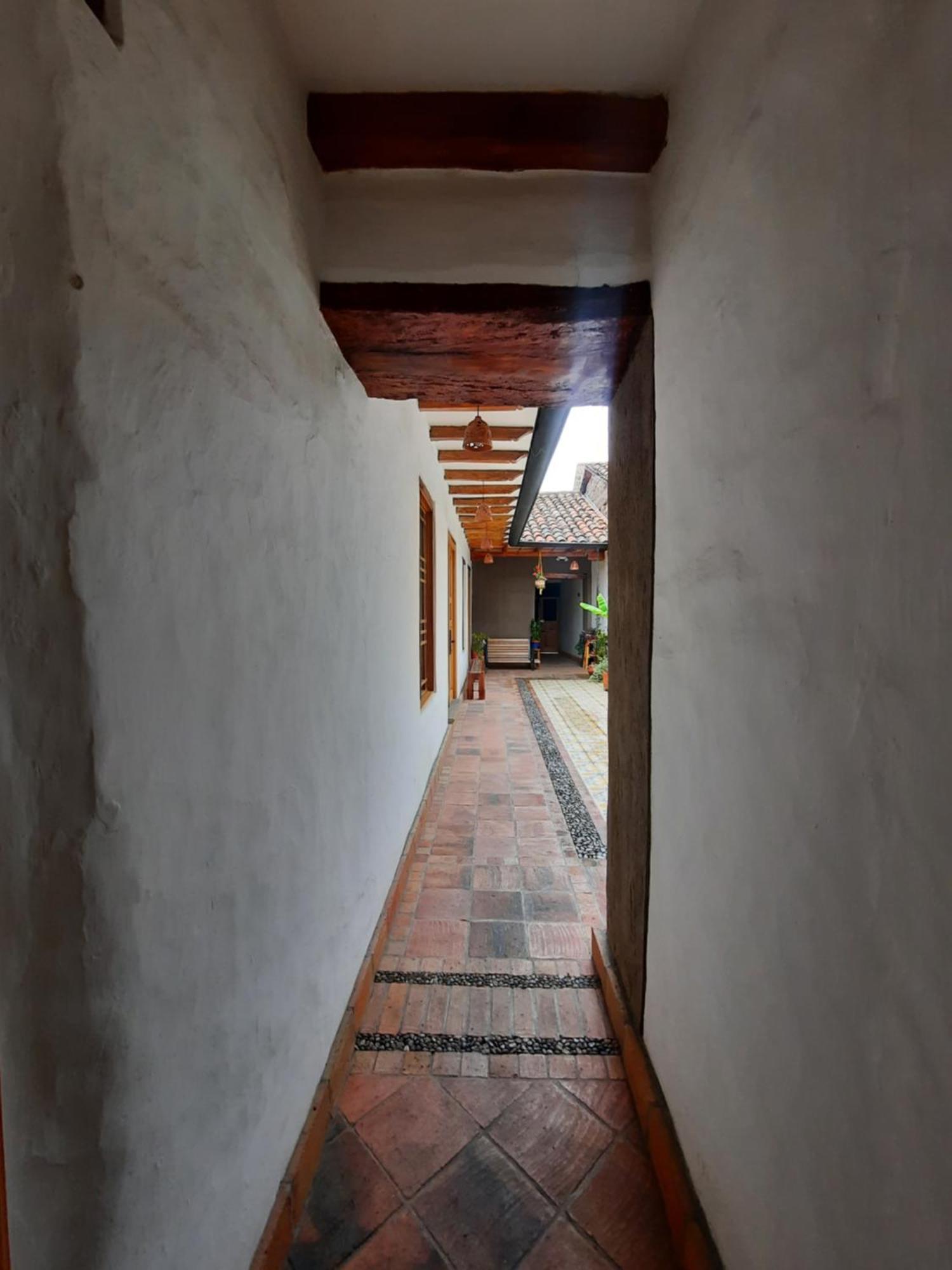 Hostal Suite Le Fabrique Cuenca Bagian luar foto